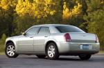 Chrysler 300C 2005 года